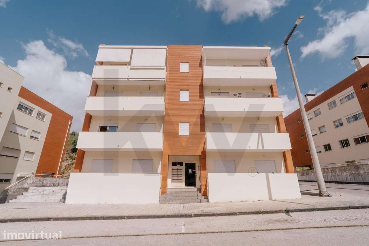 Apartamento T2 na Rua Vale de São Miguel - Grande imagem: 4/26