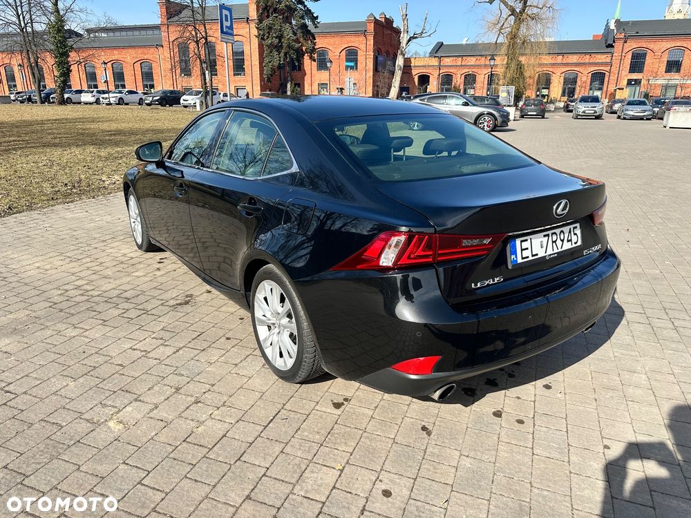 Lexus IS 200t Elegance - 3