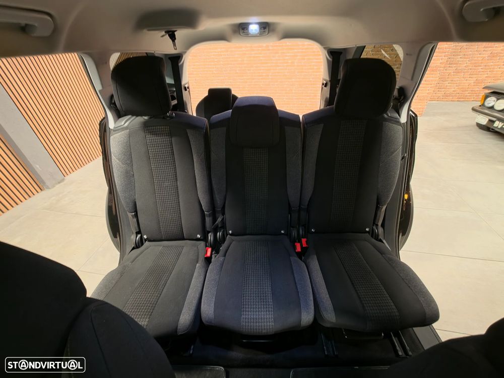 Peugeot 5008 BlueHDI 120 EAT6 Active - 20