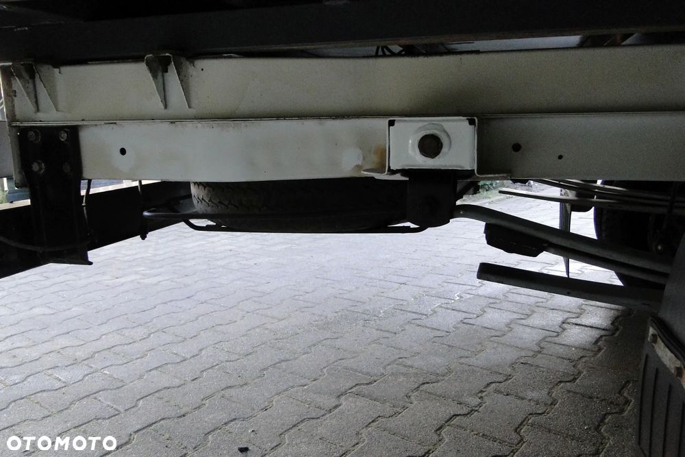 Mercedes-Benz Sprinter 411 - 19