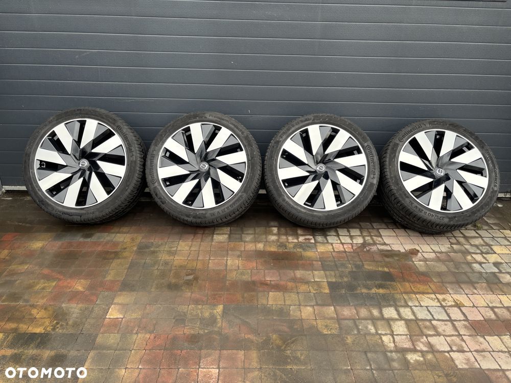 Alufelgi z Oponami Volvo 5x108 9Jx21 ET 38 275/40/21 Continental - 2