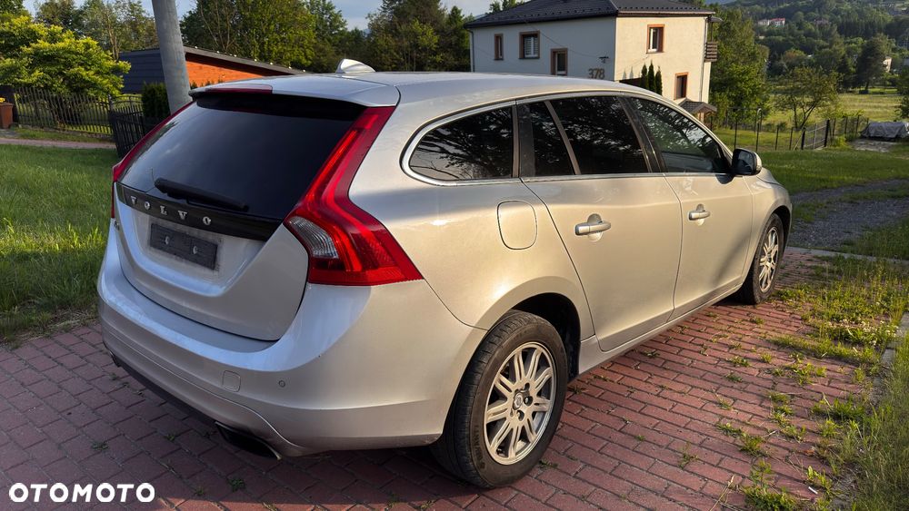 Volvo V60 - 2