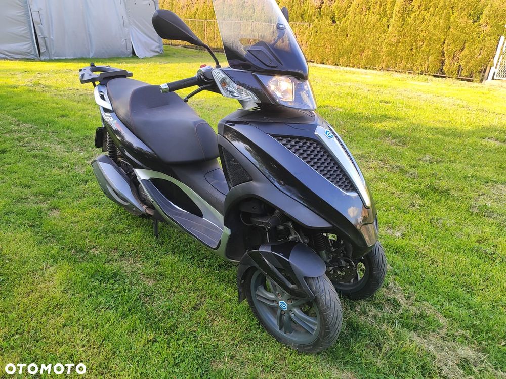 Piaggio MP-3 - 1
