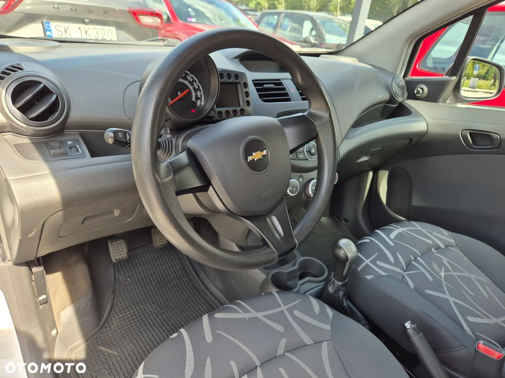 Chevrolet Spark - 2