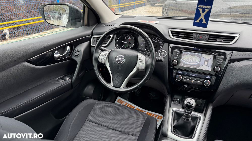 Nissan Qashqai 1.5 DCI N-Connecta - 12