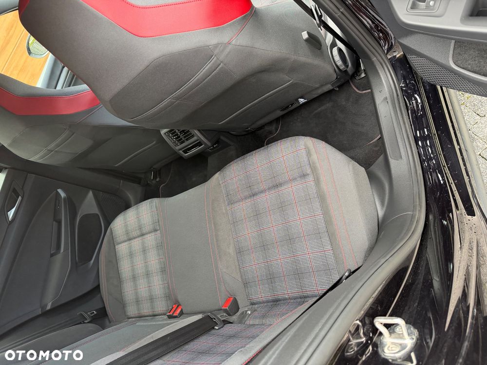 Volkswagen Golf 2.0 TSI BMT GTI Performance DSG - 11