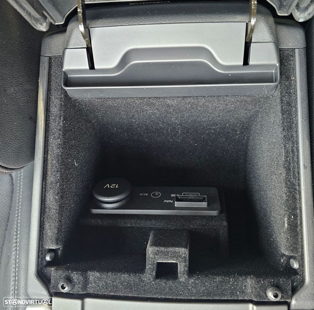 Land Rover Range Rover Evoque 2.0 TD4 SE Dynamic Auto - 37