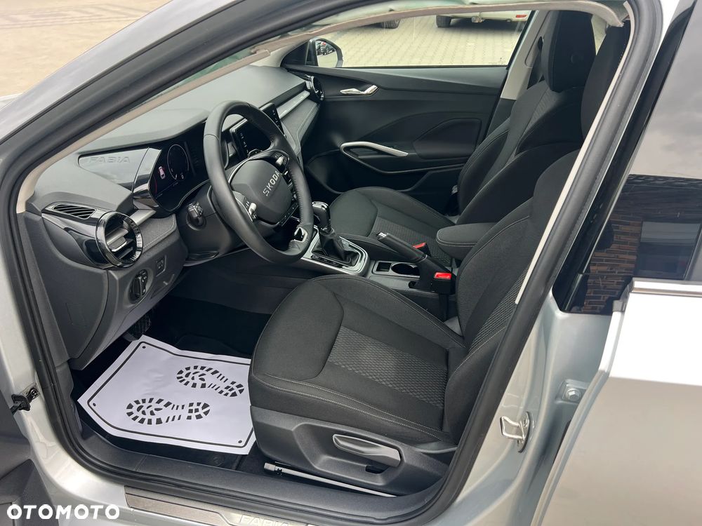 Skoda Fabia 1.5 TSI Selection DSG - 9