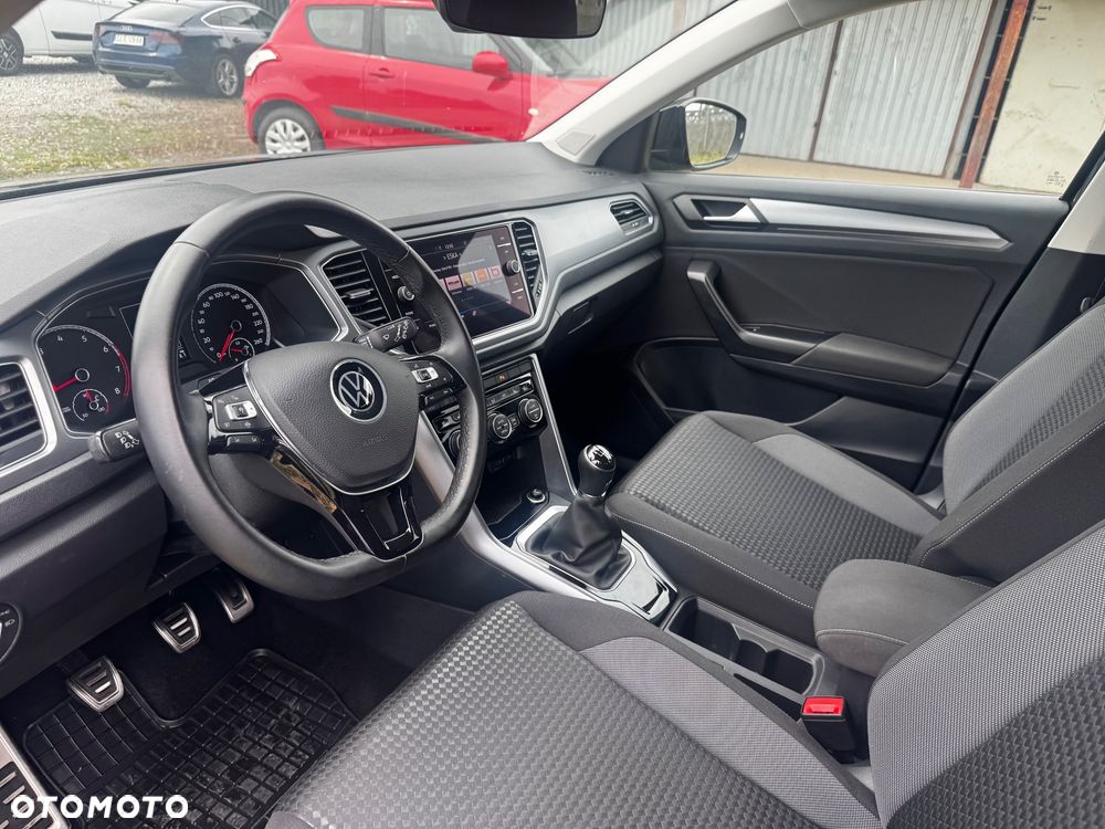 Volkswagen T-Roc 1.5 TSI OPF ACTIVE - 22