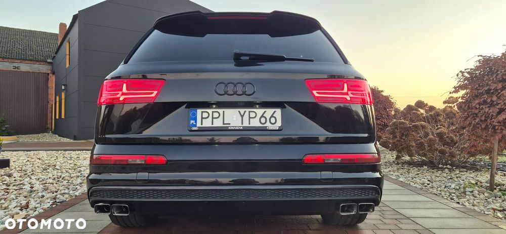 Audi Q7 - 9
