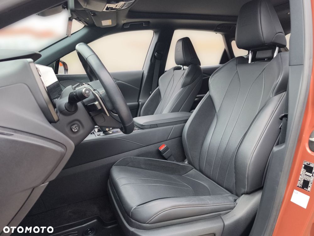 Lexus RX - 16