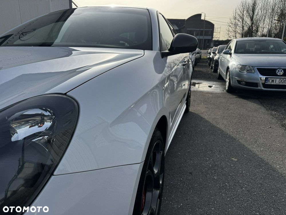 Alfa Romeo Giulietta - 2