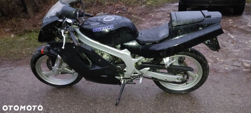 Suzuki rg125 silnik - 3