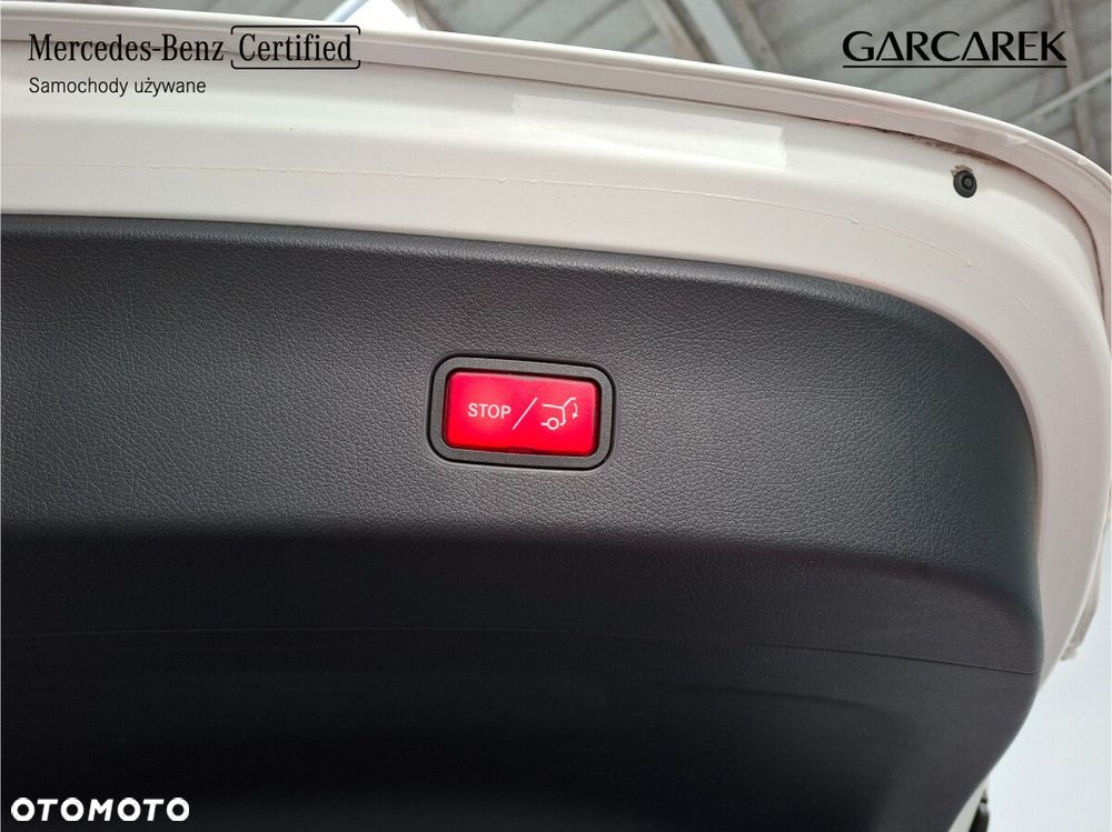 Mercedes-Benz GLC - 12