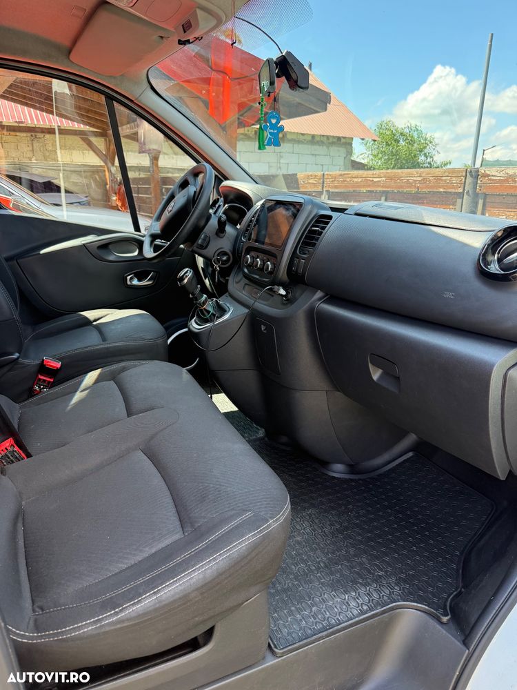 Renault Trafic 2.0 Blue dCi 120 Combi L2H1 8+1 locuri Authentique - 7