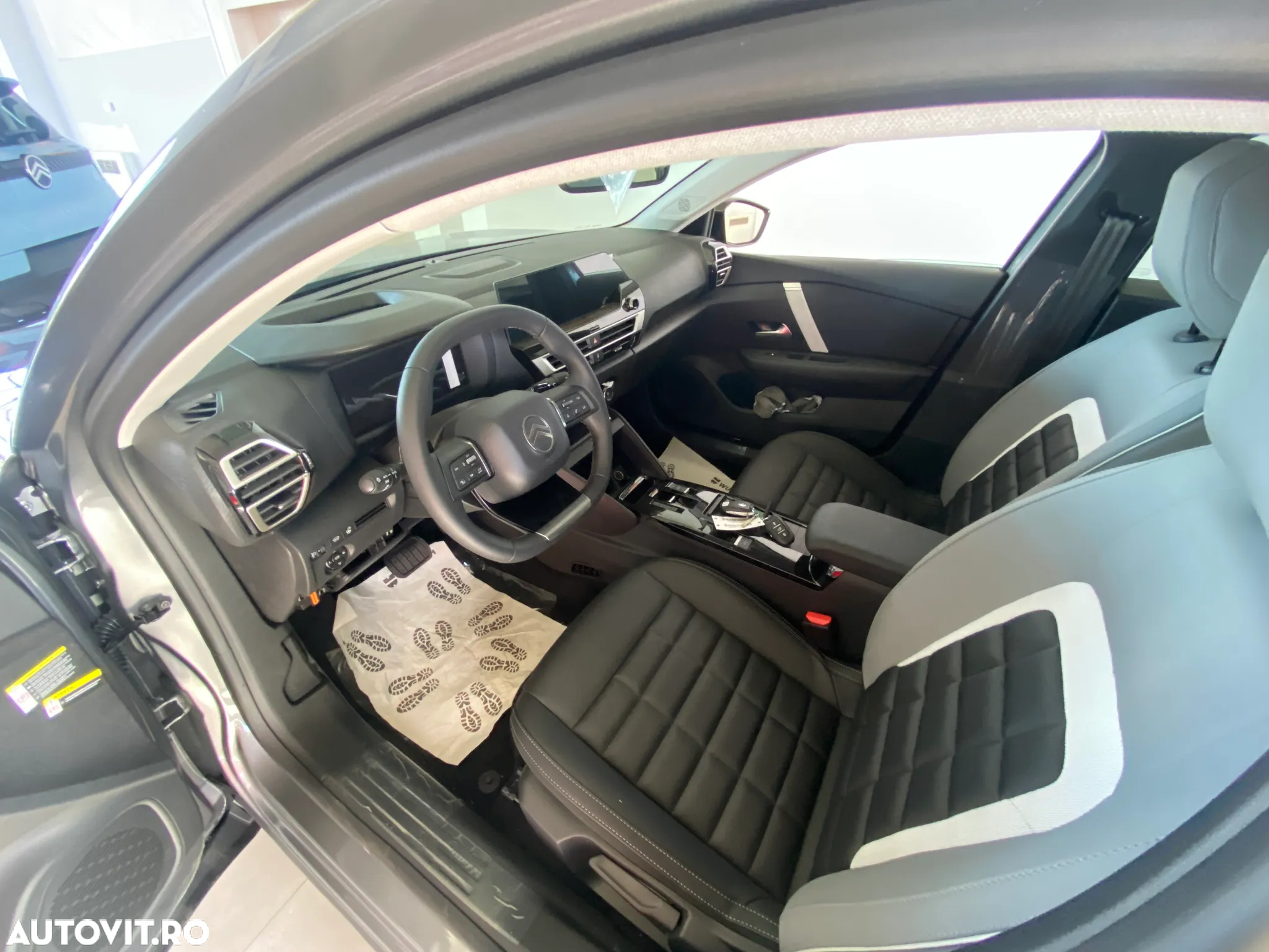 Citroën C4 Hybrid 145 ë-DSC6 MAX - 7