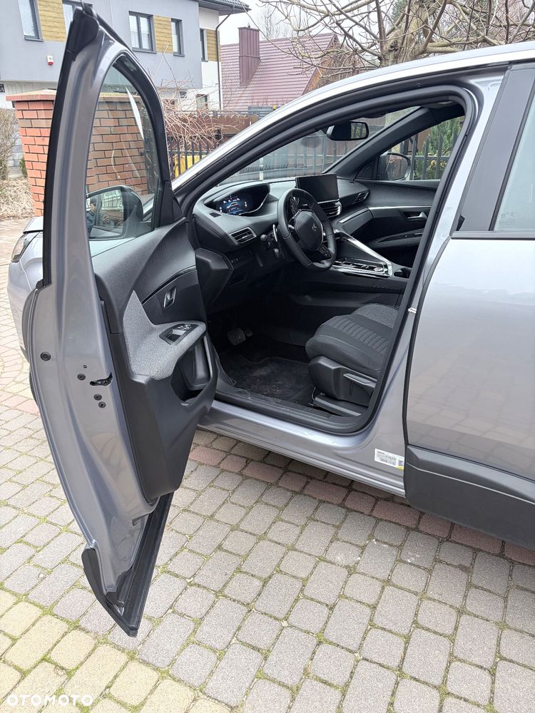 Peugeot 3008 1.2 PureTech mHEV GT S&S e-DCS6 - 4