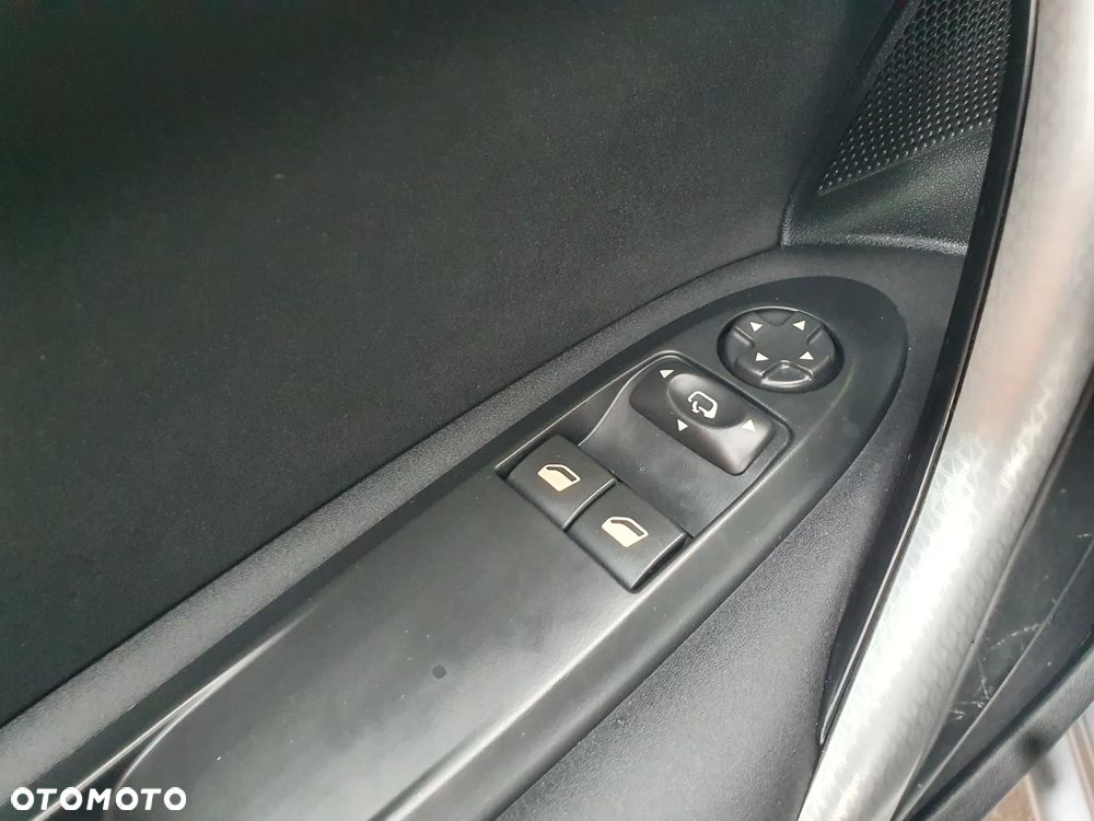 DS Automobiles DS 4 - 24