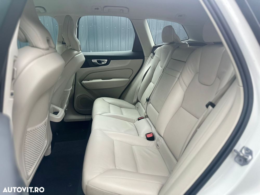 Volvo XC 60 D4 Geartronic Inscription - 16