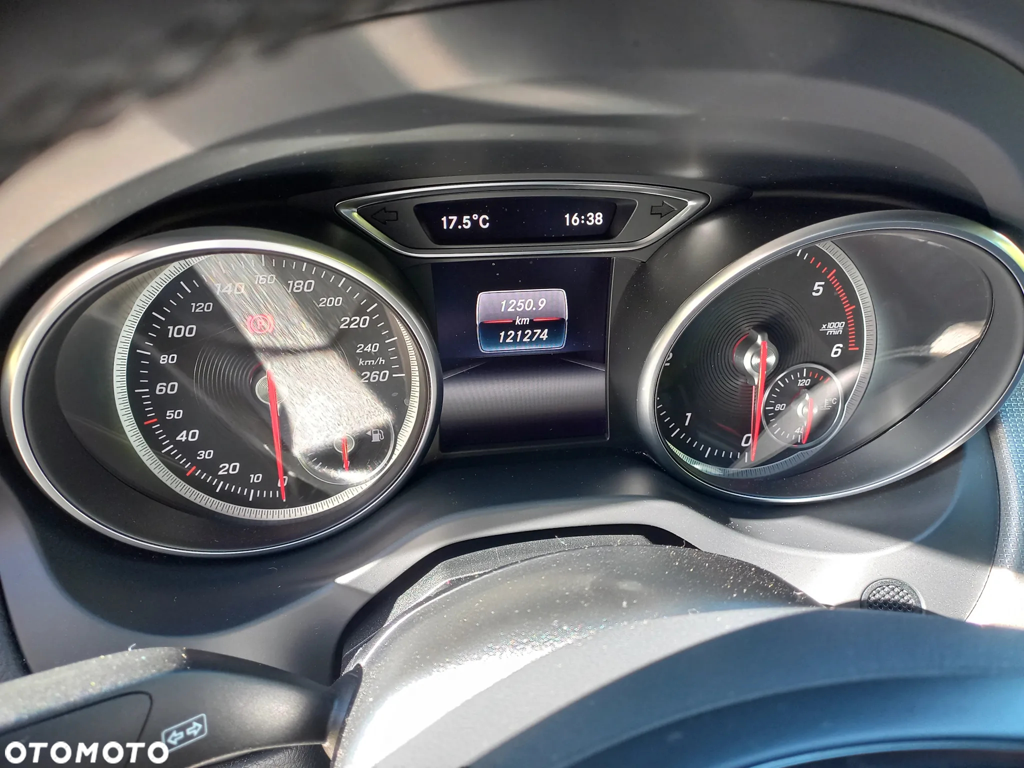 Mercedes-Benz CLA 180 d Urban - 15