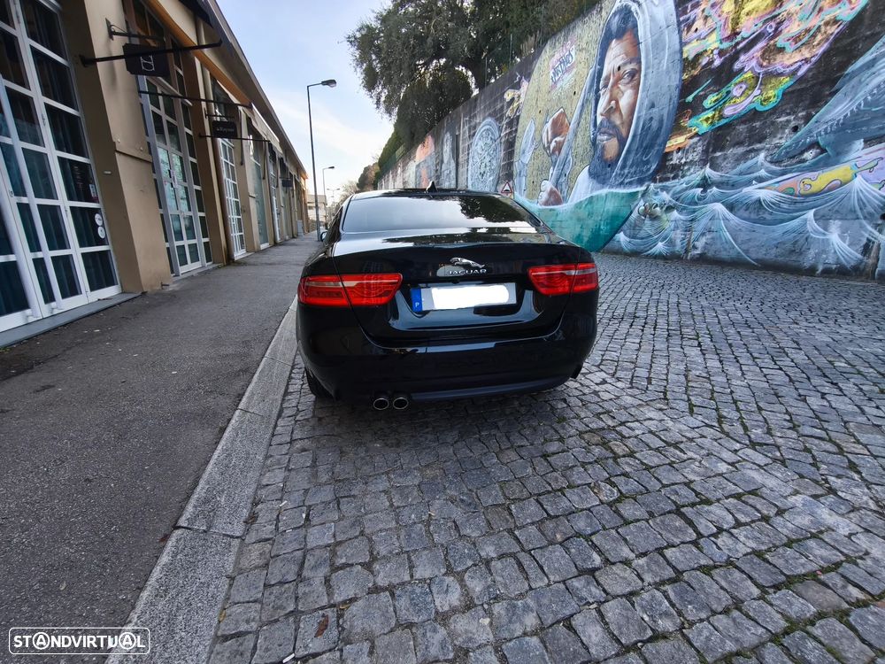 Jaguar XE 2.0 D Prestige Aut. - 25