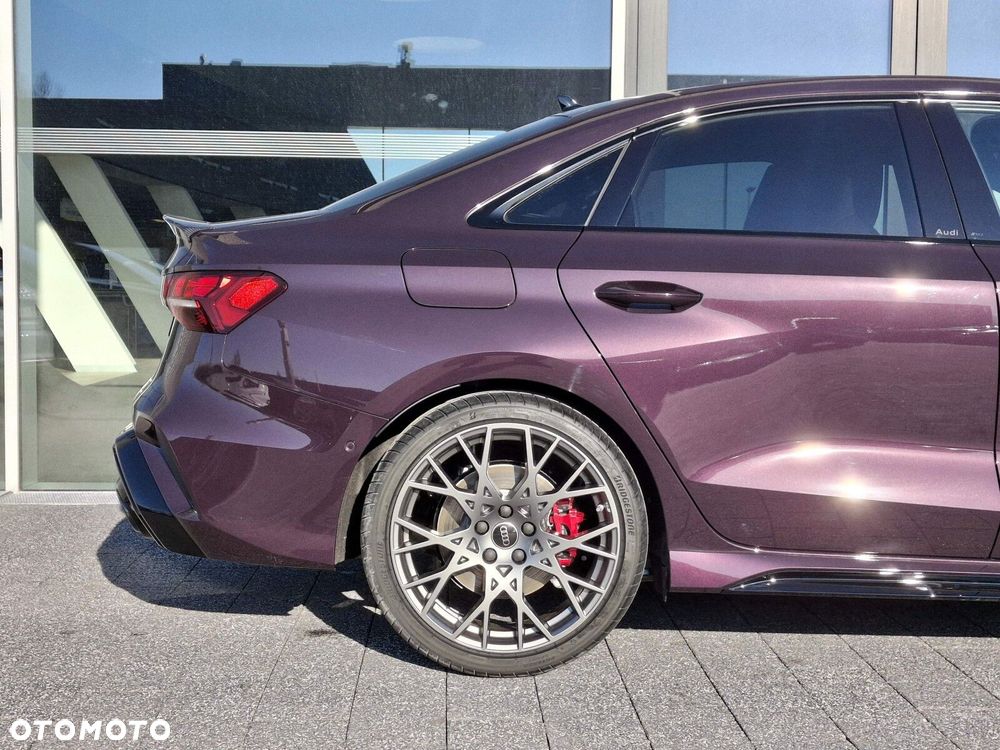 Audi RS3 Limousine - 7