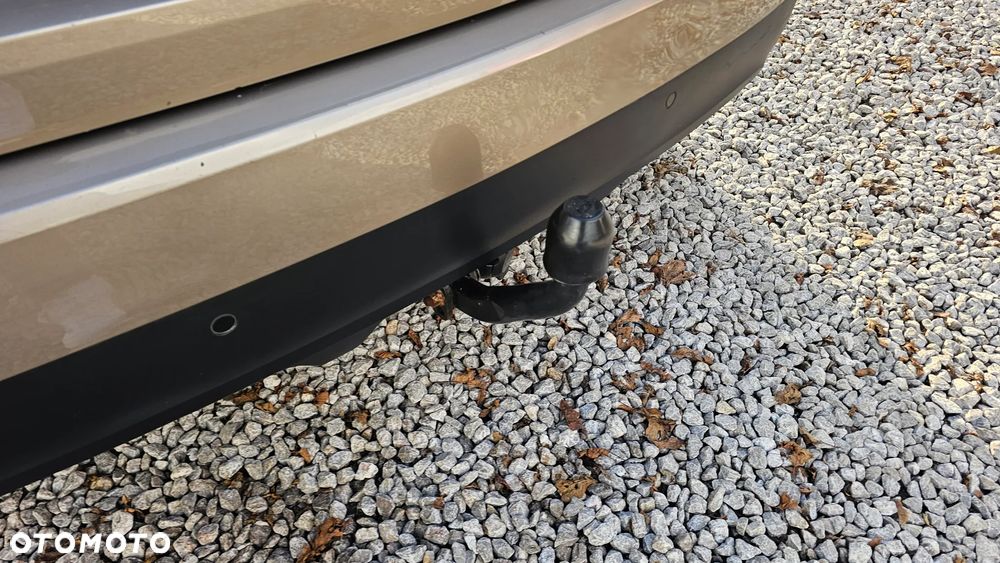 Renault Scenic TCe 140 GPF EDC BOSE EDITION - 29