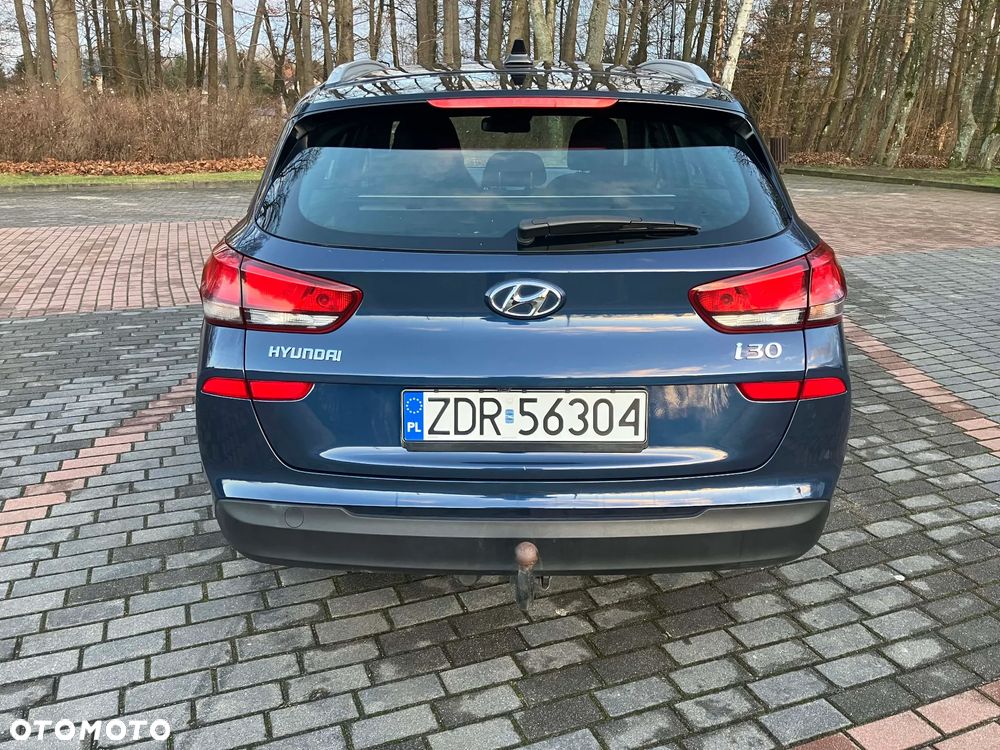 Hyundai i30 1.6 D GO DCT - 9