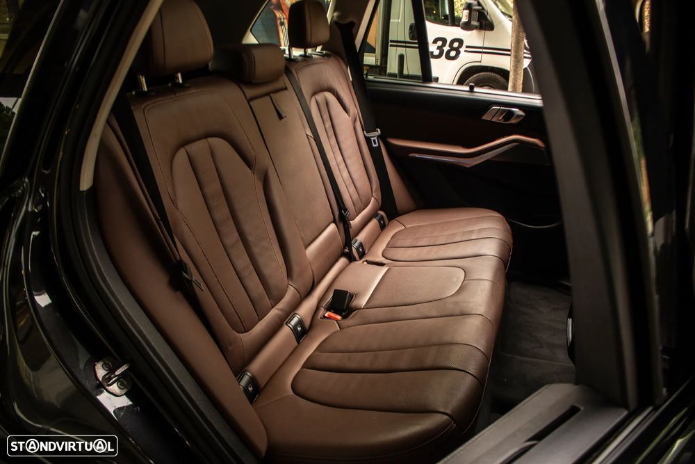BMW X5 xDrive45e - 30