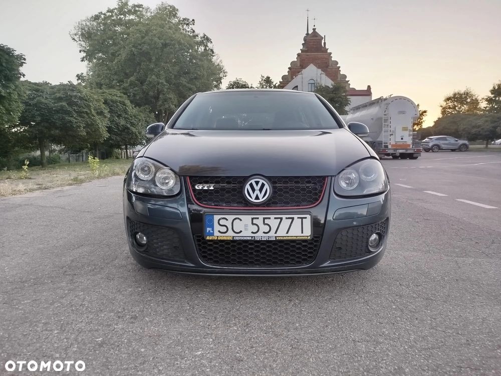Volkswagen Golf 2.0 TDI DSG Sportline - 4