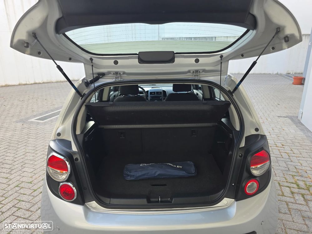 Chevrolet Aveo 1.3 VCDi LTZ - 54