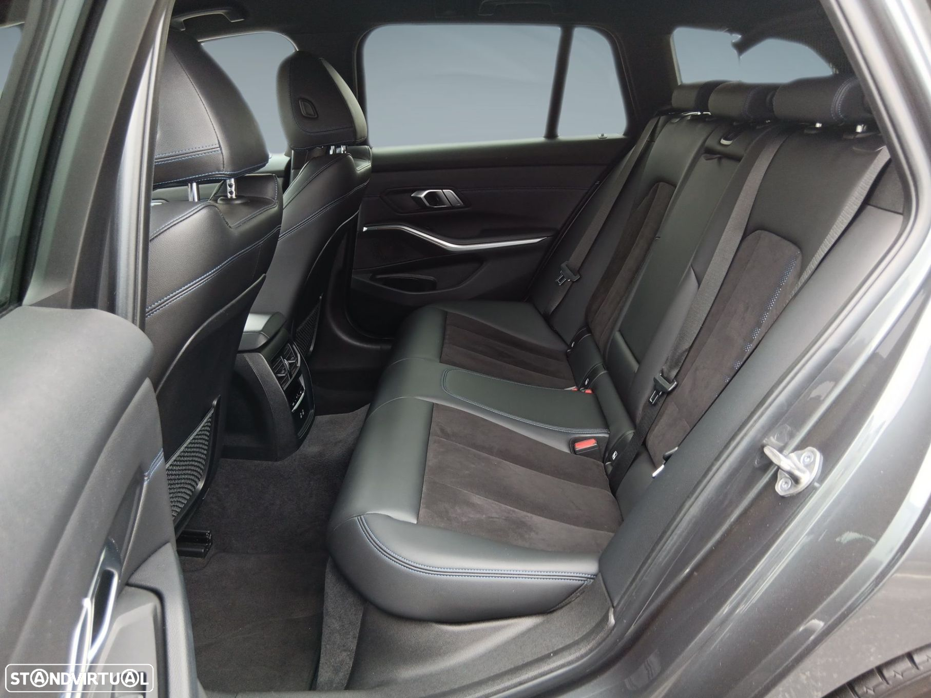BMW 318 d Touring Pack M Auto - 14