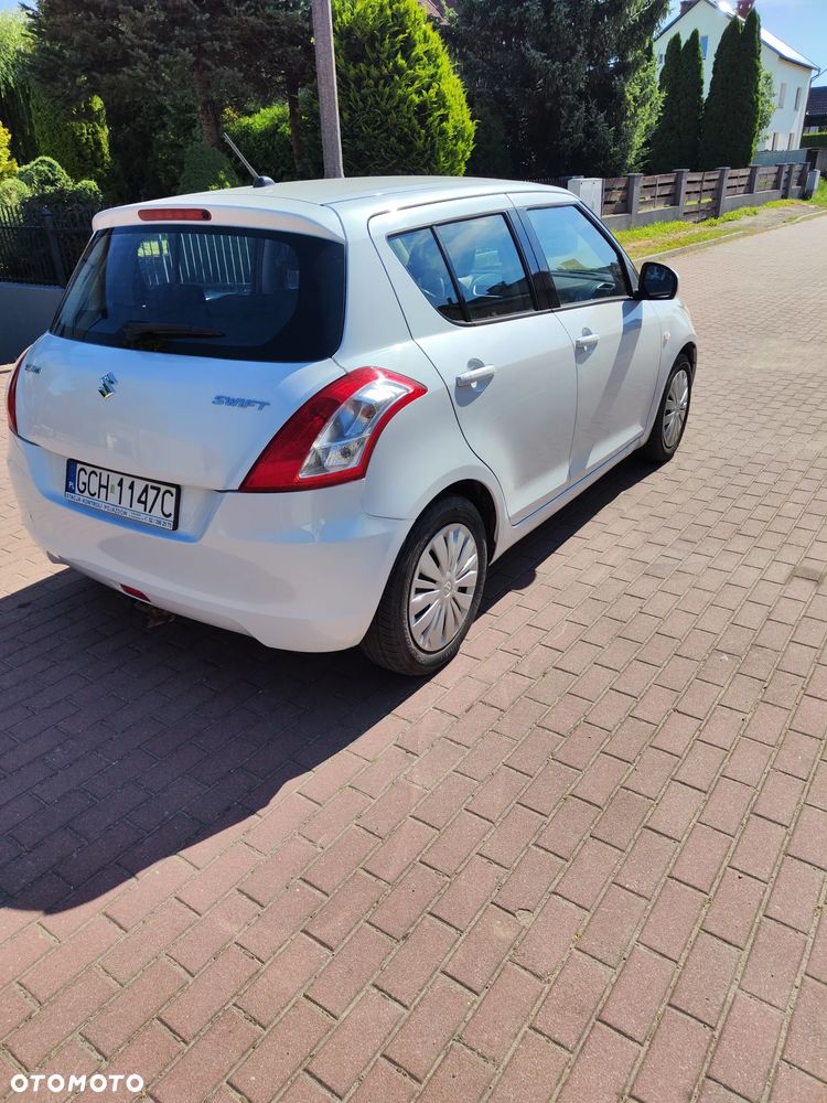 Suzuki Swift 1.2 Comfort Plus - 4