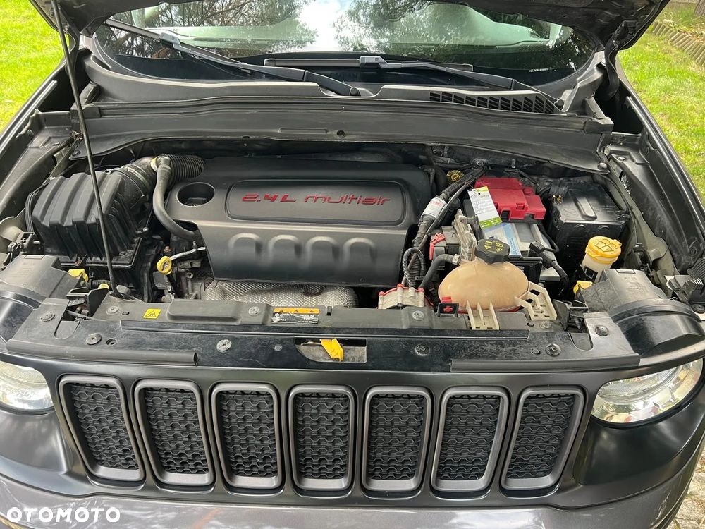 Jeep Renegade - 16