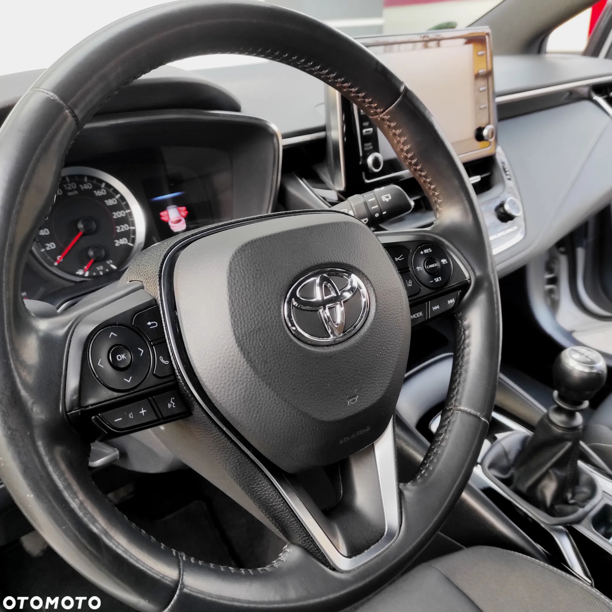 Toyota Corolla 1.2 T Comfort - 21