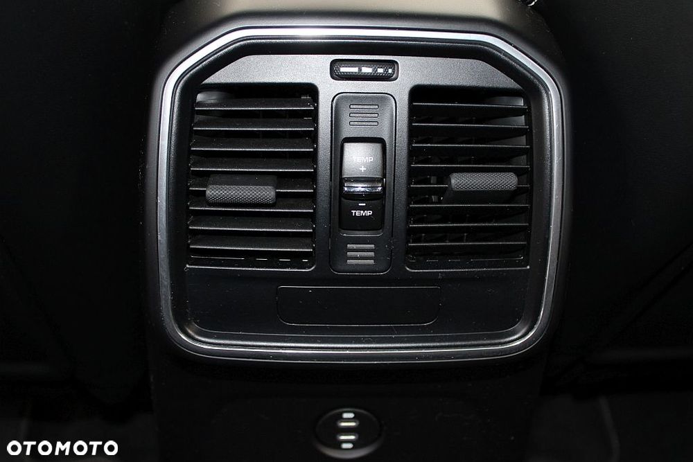 Porsche Macan GTS - 30