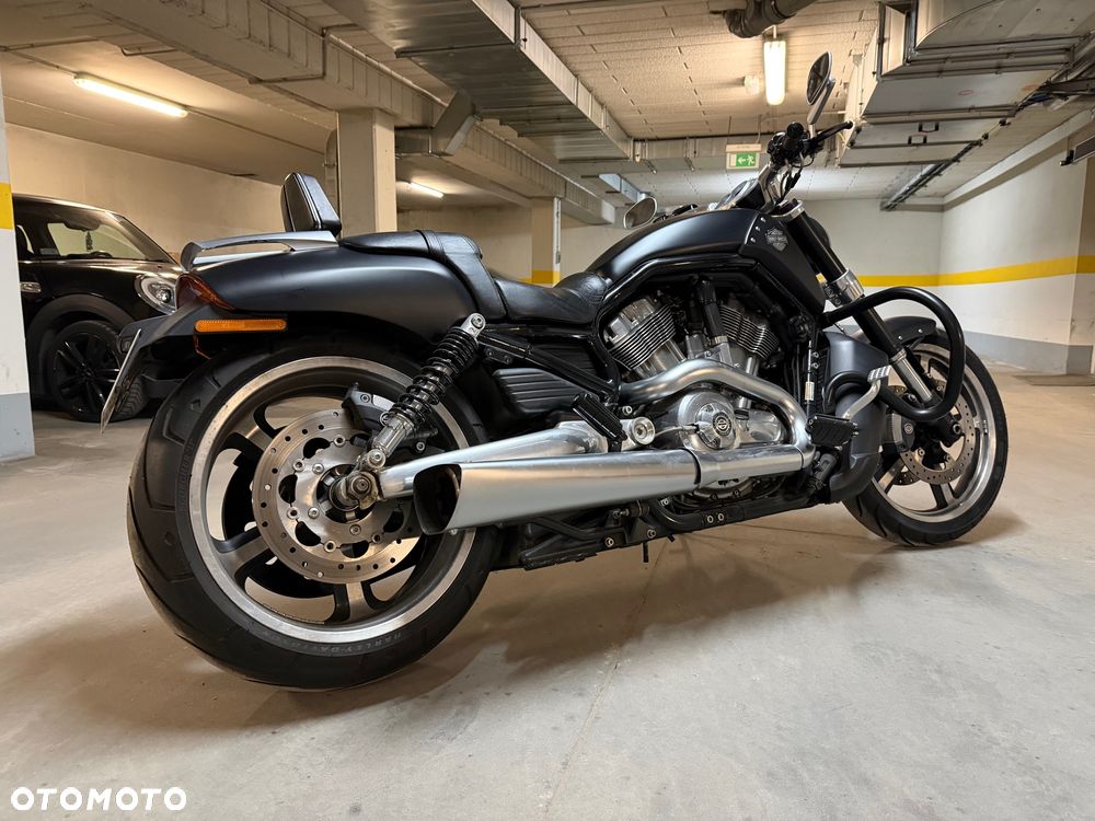 Harley-Davidson V-Rod Muscle - 8