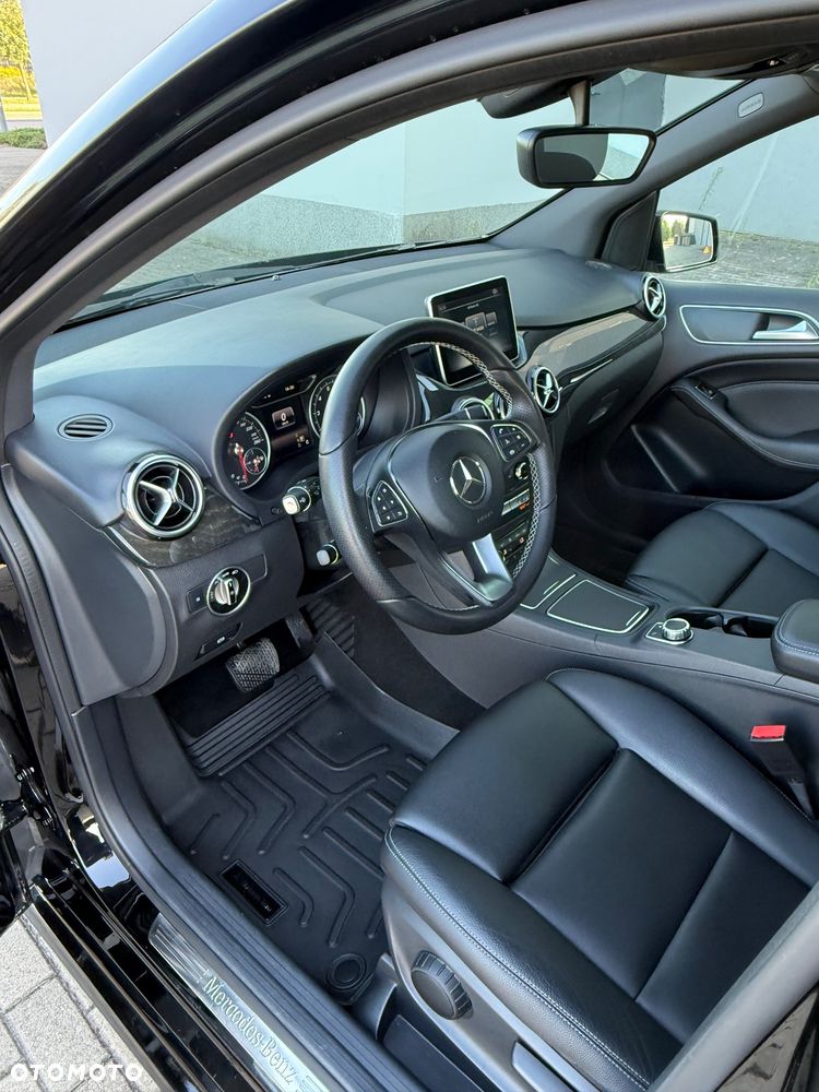 Mercedes-Benz Klasa B - 22