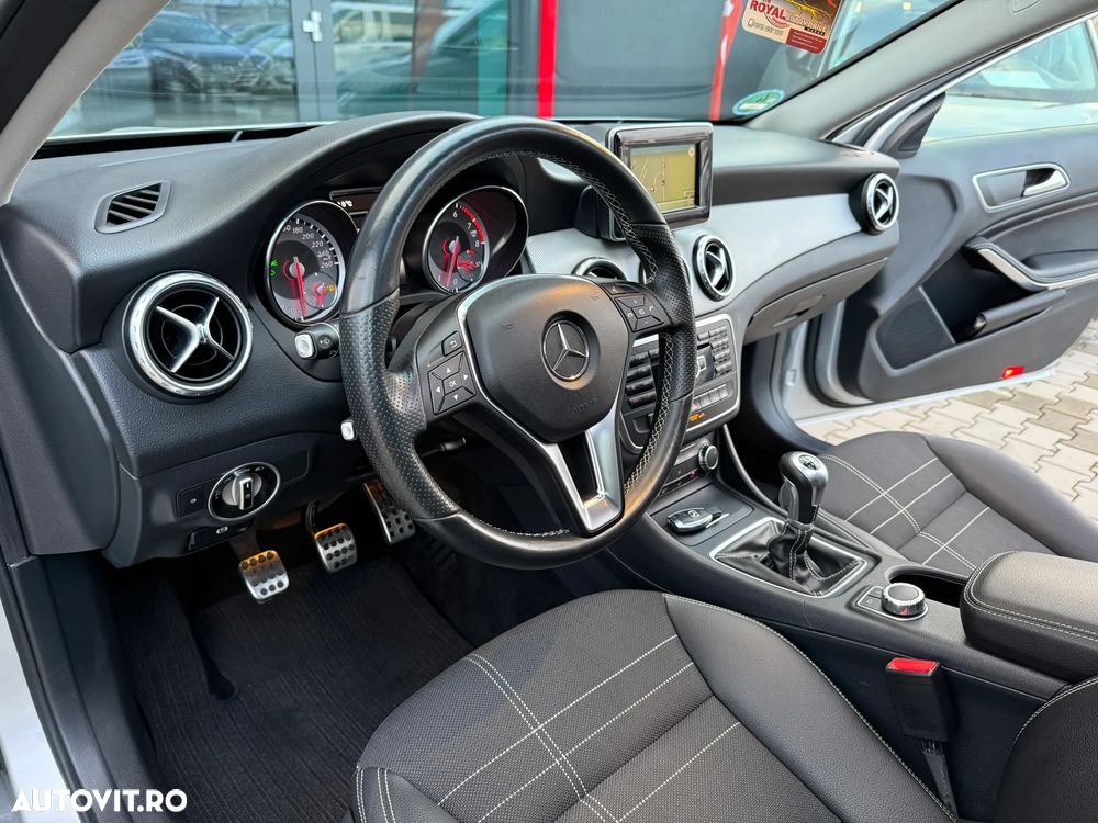 Mercedes-Benz GLA 200 AMG Line - 14