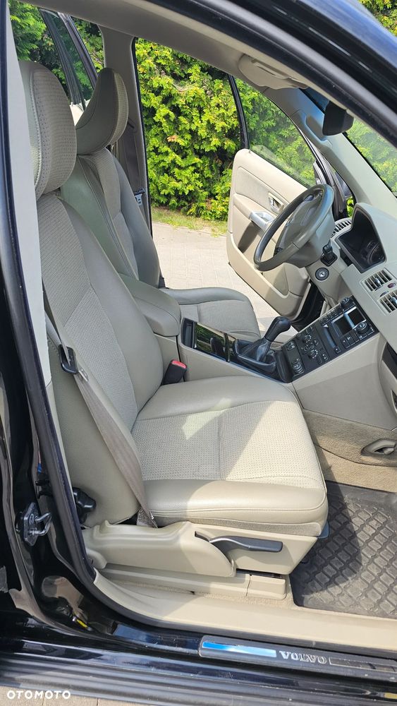 Volvo XC 90 2.5T - 13