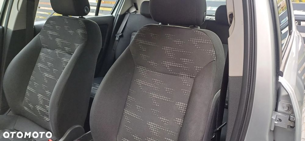 Opel Corsa - 11