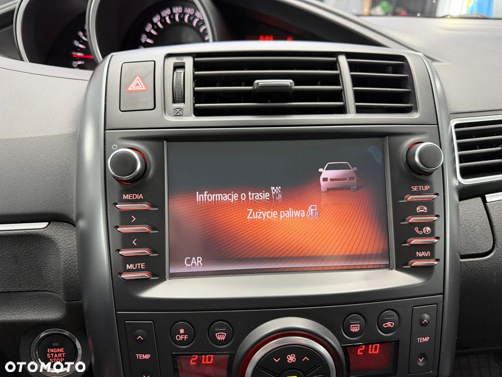Toyota Verso 1.8 Premium 7os - 20