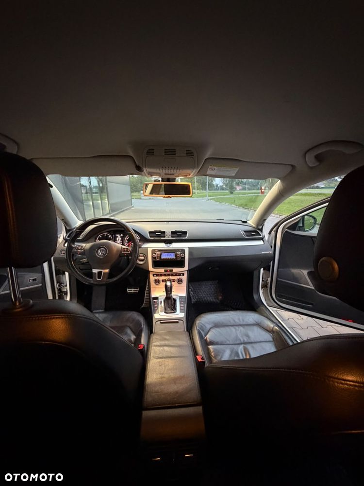Volkswagen Passat Alltrack - 9