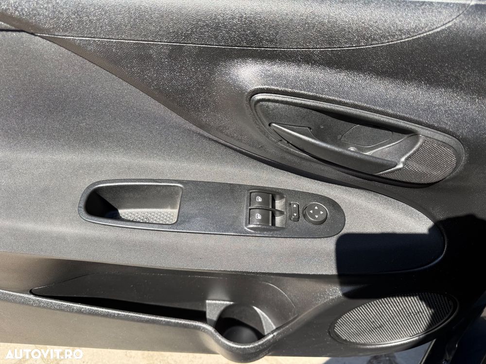 Fiat Punto 1.2 8V Active - 27