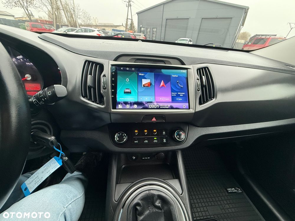 Kia Sportage 1.7 CRDI 2WD ISG Dream-Team Edition - 17