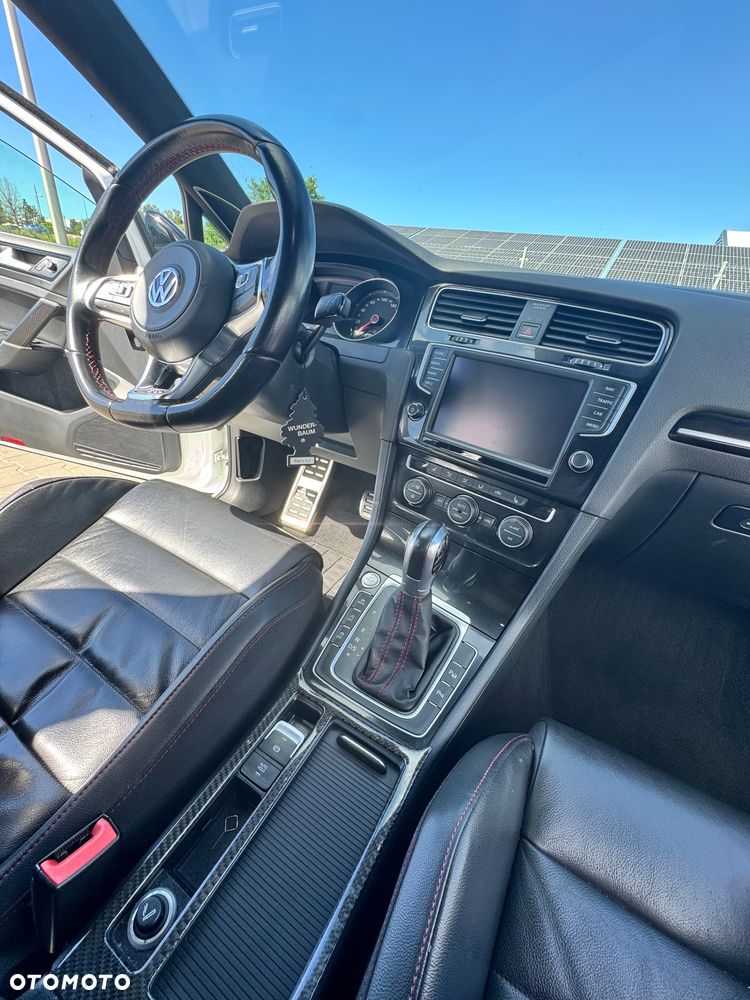 Volkswagen Golf GTI Performance BlueMotion Technology DSG - 11