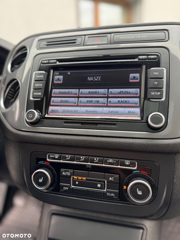 Volkswagen Tiguan 2.0 TDI DPF 4Motion BlueMotion Technology Lounge Sport & Style - 22