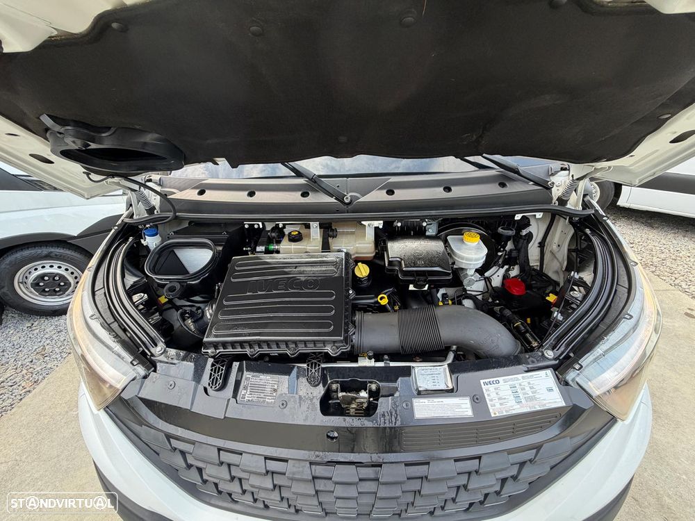 Iveco Daily 7Lugares Cabine Dupla - 17