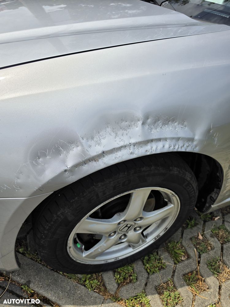 Honda Accord 2.0 i 4 Door Aut LS - 4