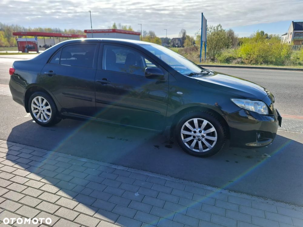 Toyota Corolla 1.6 VVT-i Luna - 2